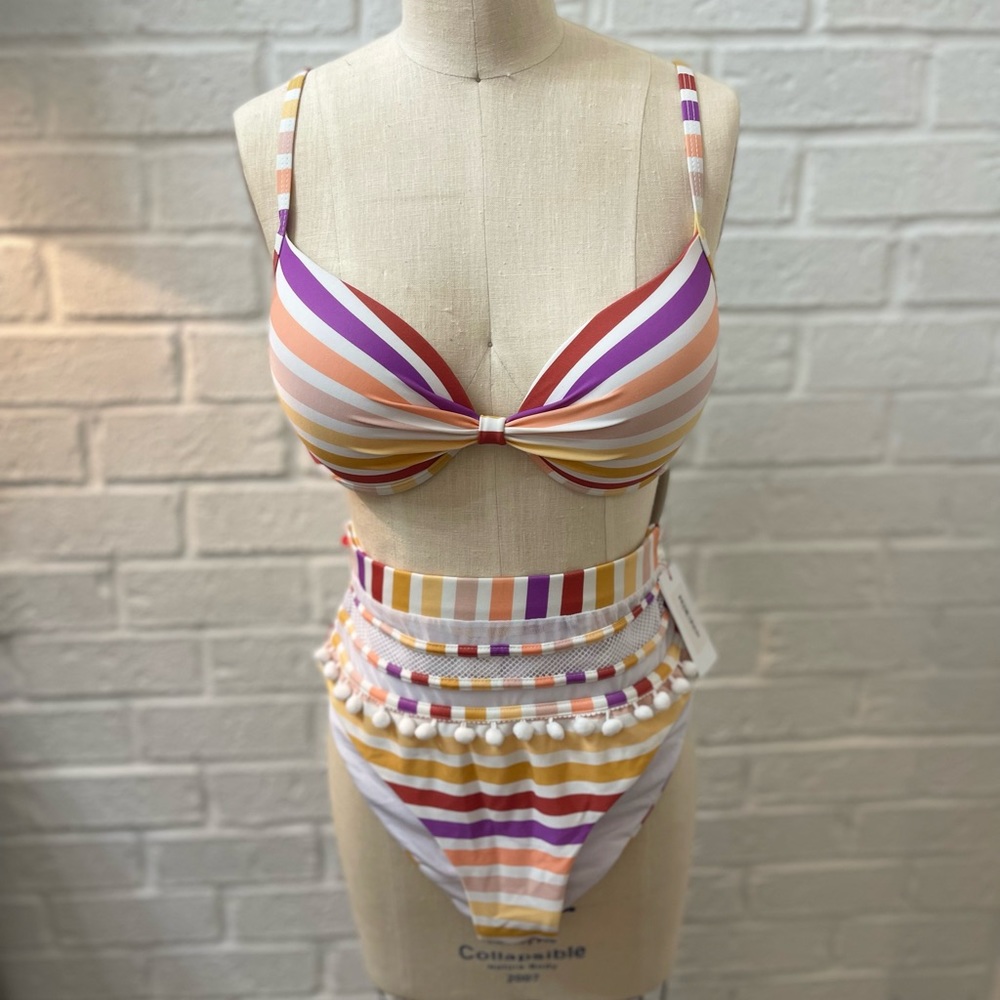 NWT from Red Dress - Stylish Swimwear size Large high waisted bikini
